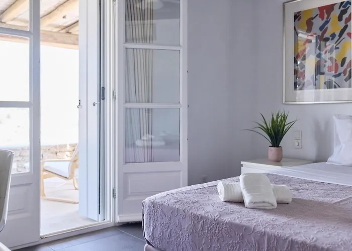 Aegean Scent * Mykonos Town